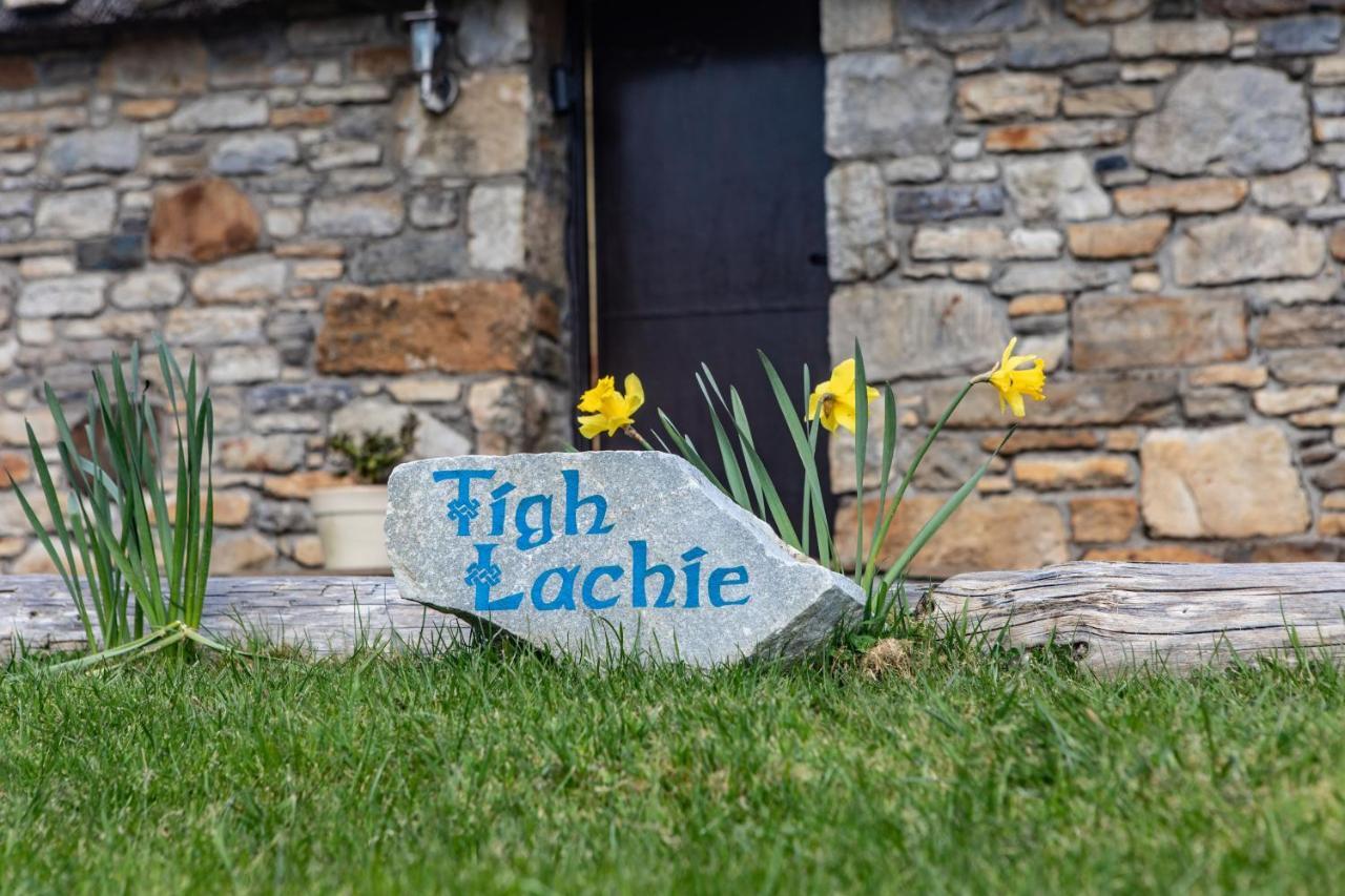 Tigh Lachie, Mary'S Thatched Cottages, Elgol, Isle Of Skye Eksteriør billede
