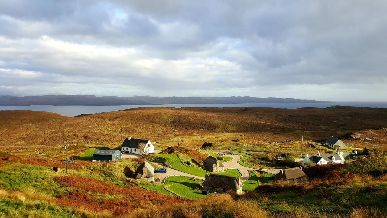 Tigh Lachie, Mary'S Thatched Cottages, Elgol, Isle Of Skye Eksteriør billede